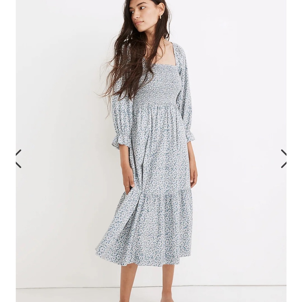 Madewell Lucie Elbow-Sleeve Smocked Midi Dress in Sunflower Field